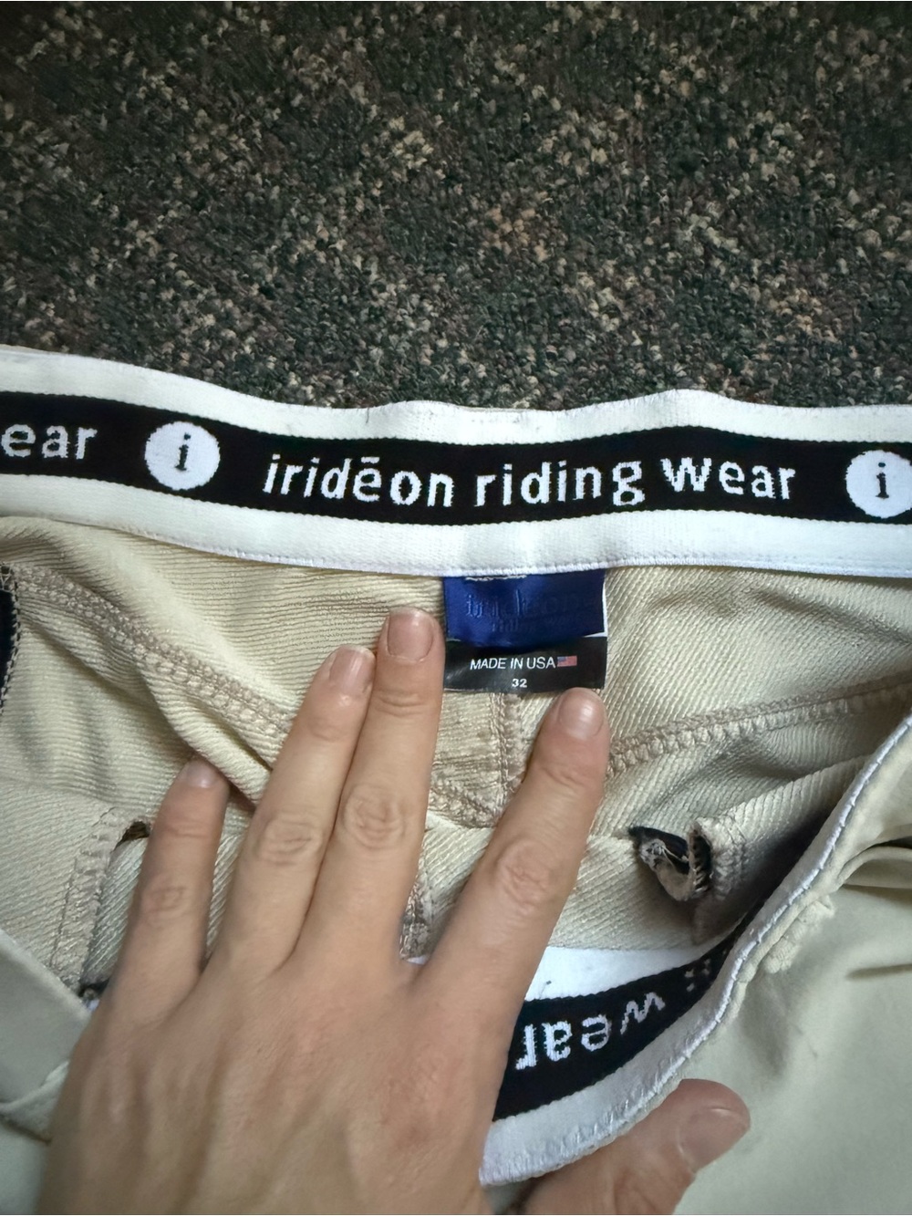 Irideon Women's Riding Breeches - Picture 3 of 5